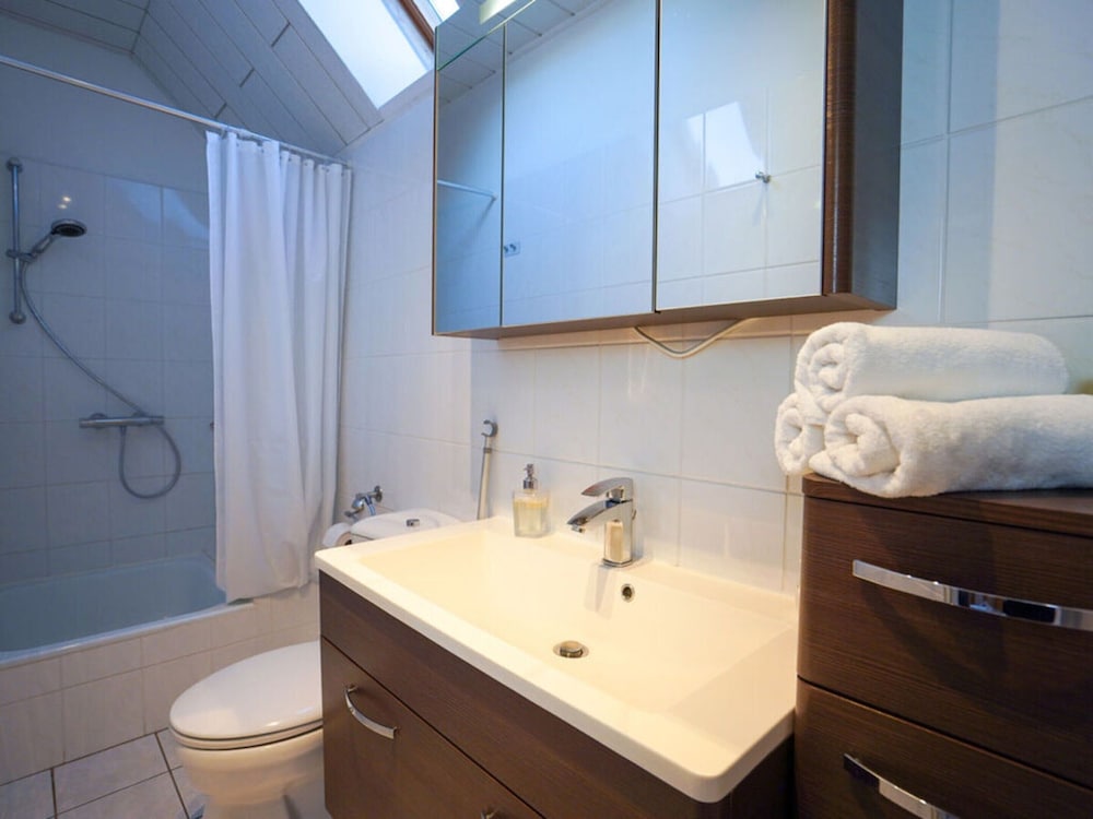 House photo 2