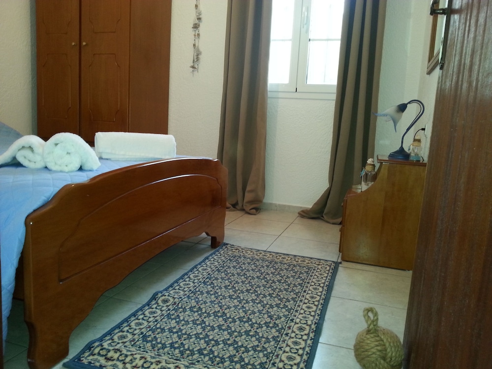 Family Apartment, Multiple Beds, Non Smoking photo 2