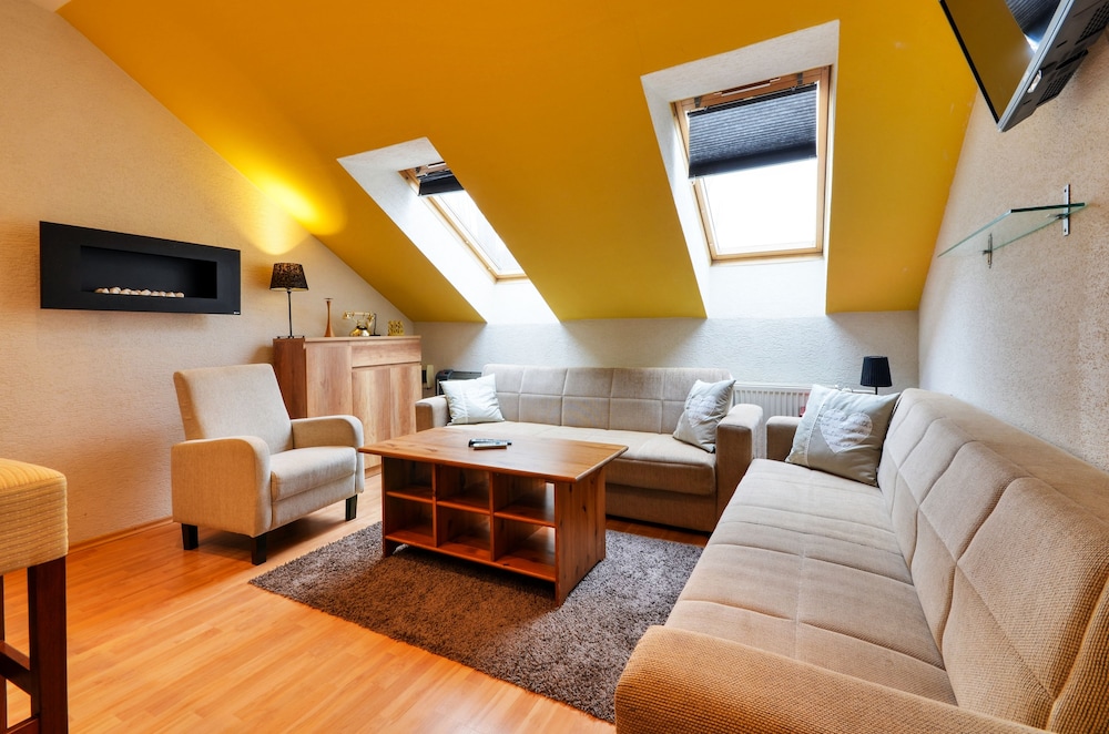 Royal Suite, 3 Bedrooms, 2 Bathrooms, City View