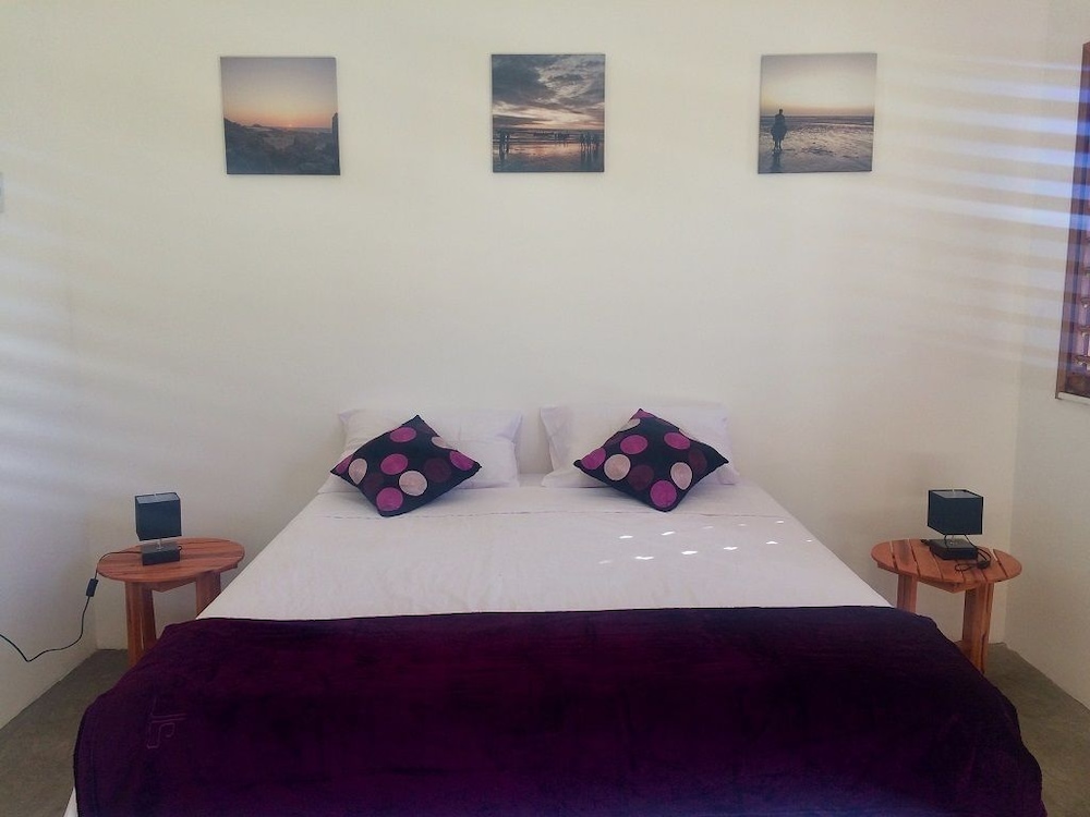 Comfort Room, Pool View photo 1