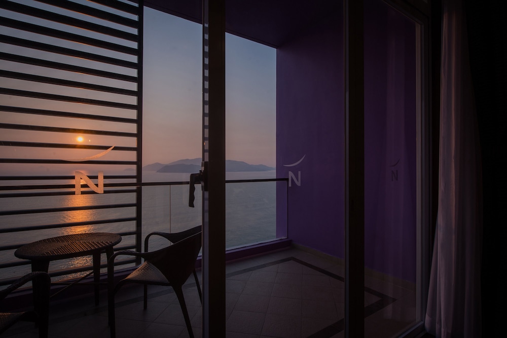 Executive Room, 1 King Bed, Ocean View - Photo 18