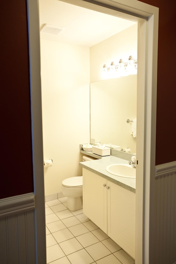 Romantic Room, 1 King Bed, Fireplace, Mountain View - Photo 2