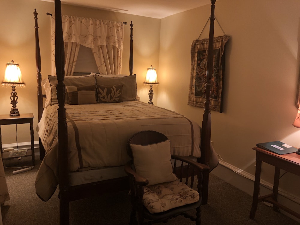 Standard Double Room, Ensuite (Edelweiss #6) - Photo 1