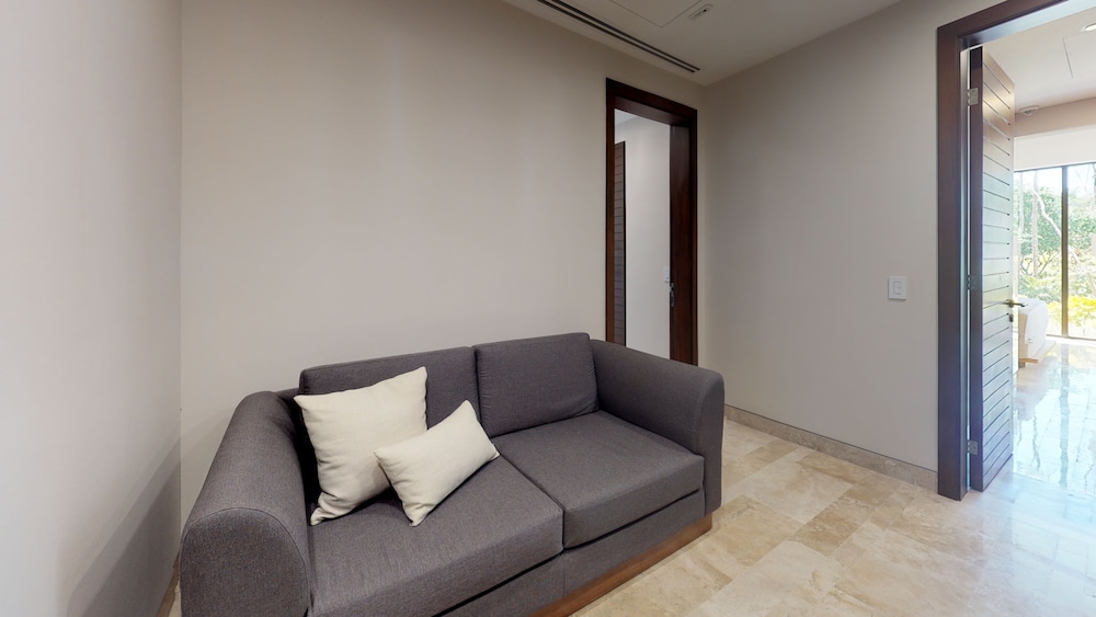 Villa, 3 Bedrooms (Middle floor) - Photo 35