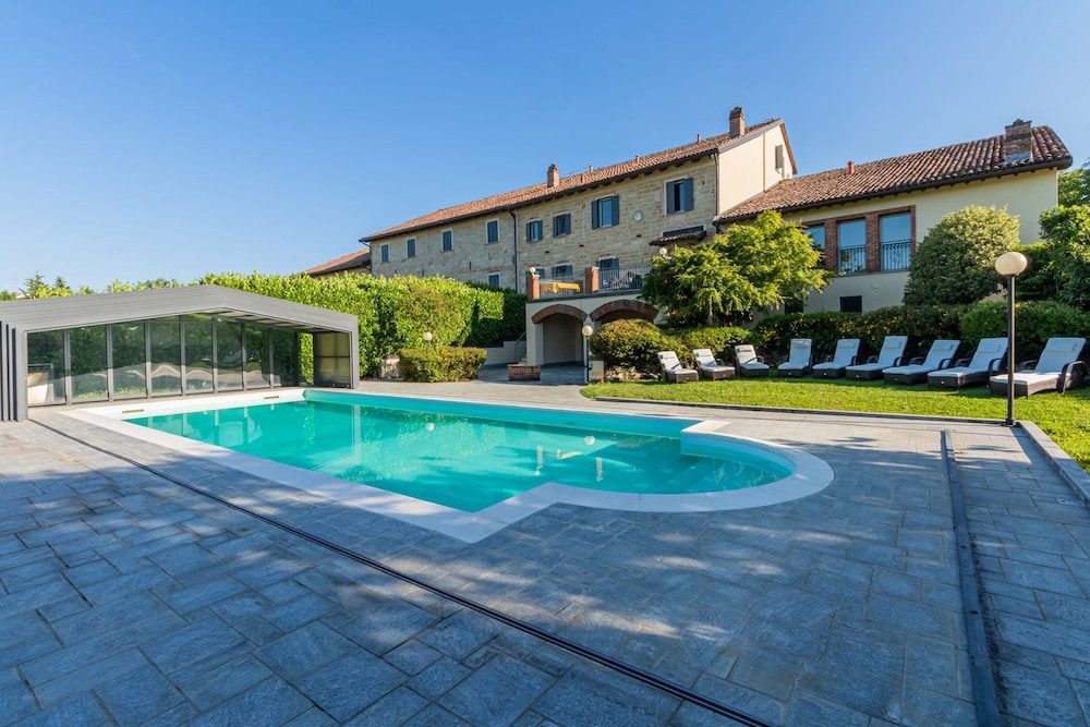 Antico Casale Vignale Stunning View and Pool, Billede 35
