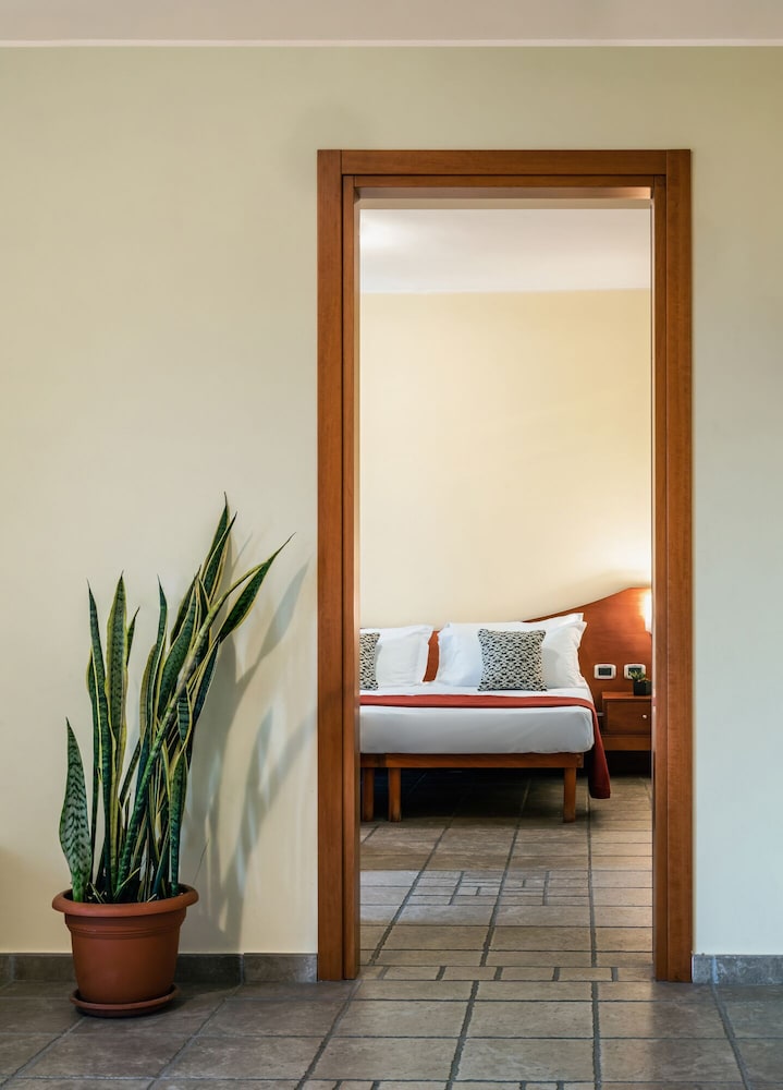 Standard Room photo 2