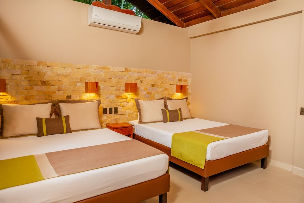 Superior Room, 2 Queen Beds, Terrace