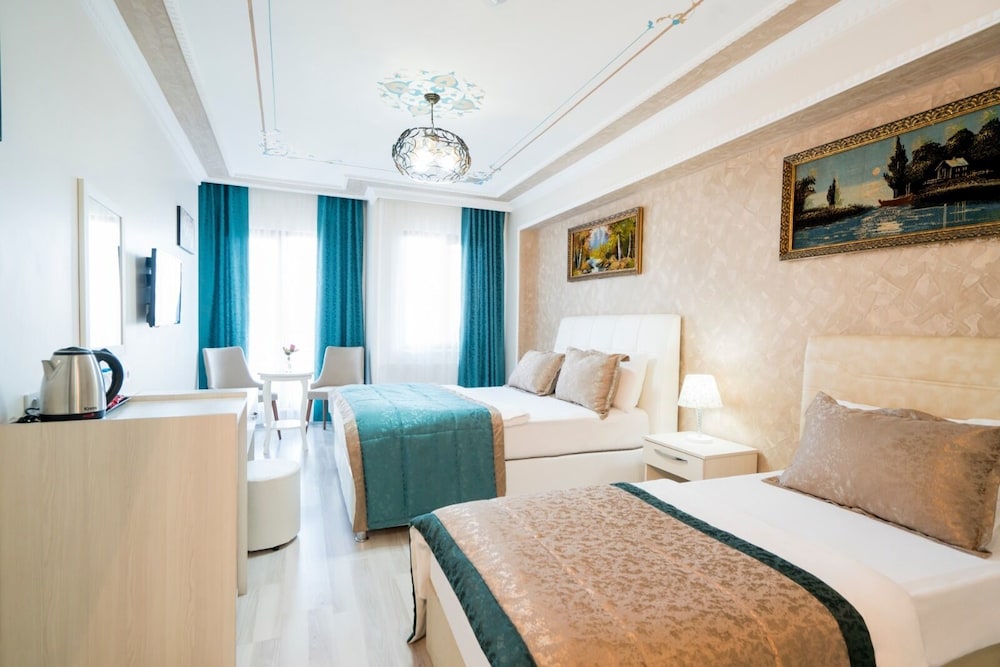 Family Triple Room photo 2