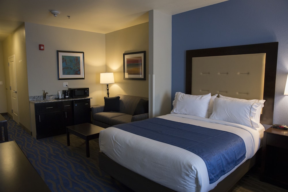 Suite, Multiple Beds photo 2