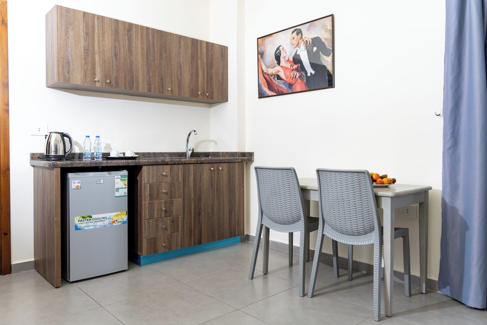 Romantic Studio Suite photo 3