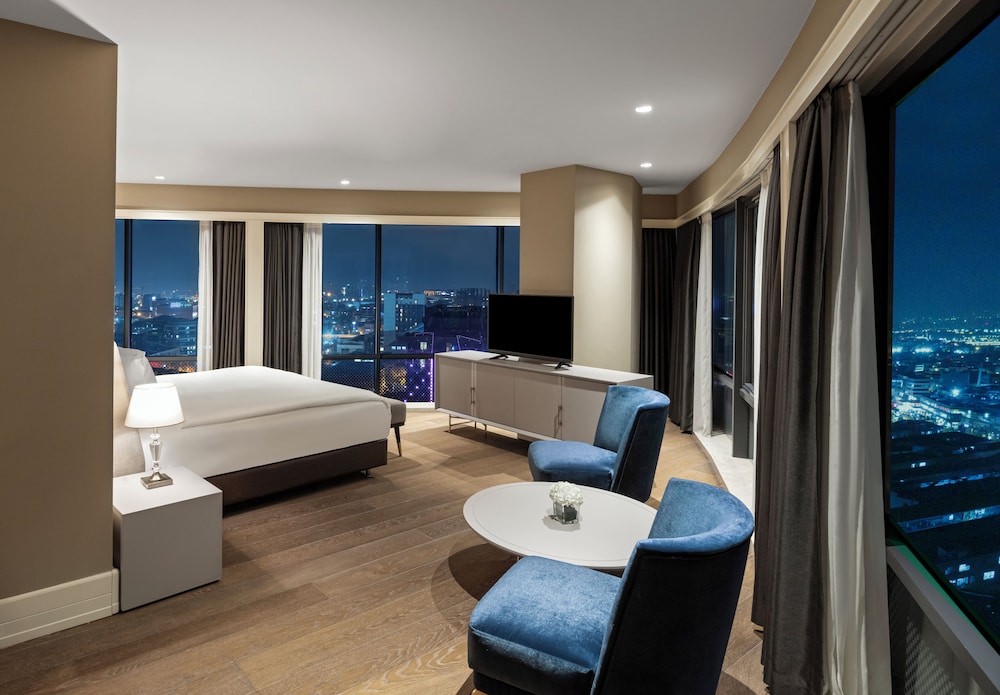 Golden Horn Suite photo 2