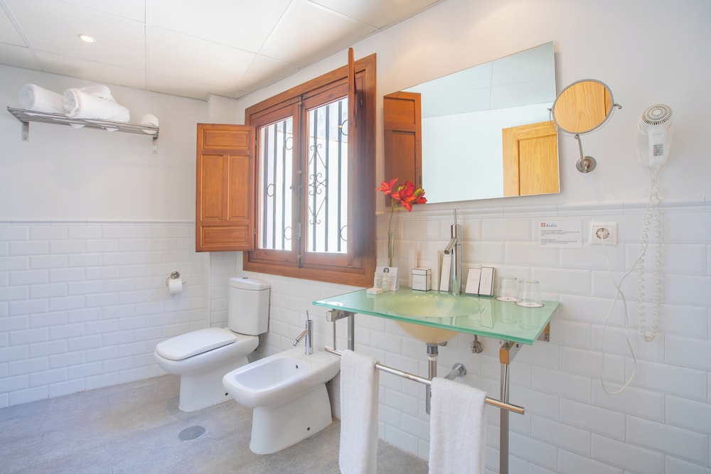 Junior Suite - Photo 11
