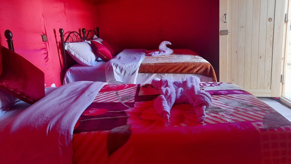 Luxury Tent, 2 Queen Beds, Non Smoking, Garden View photo 1