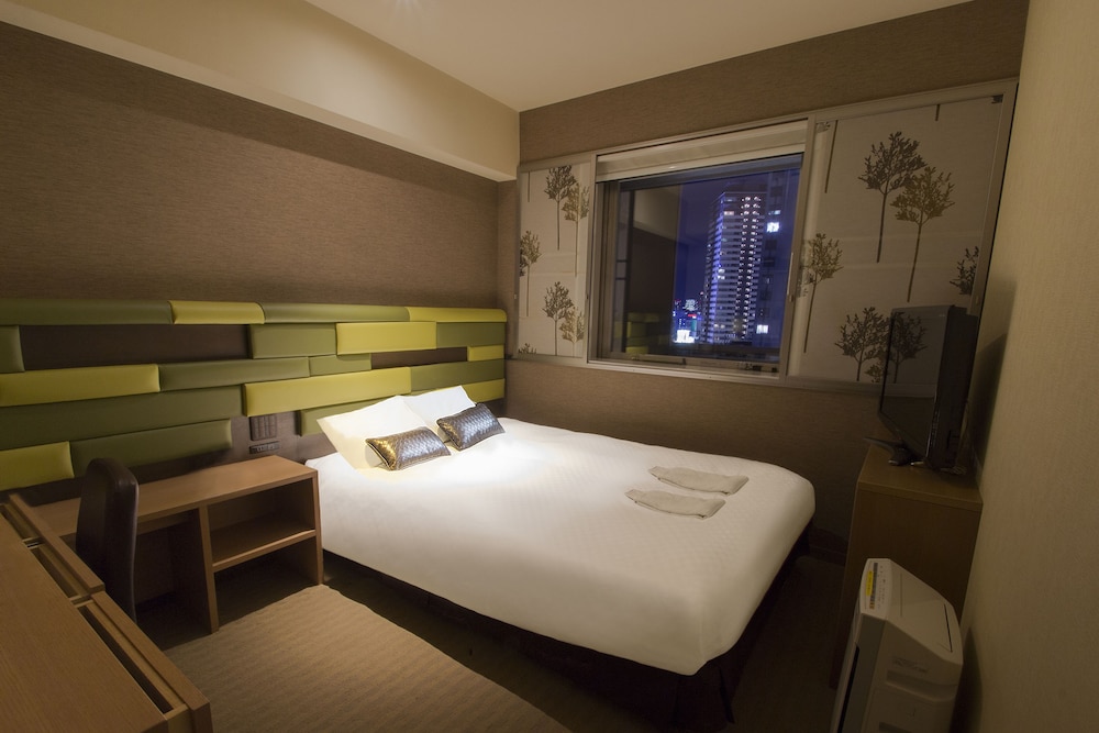 Double Room, Non Smoking - Photo 4