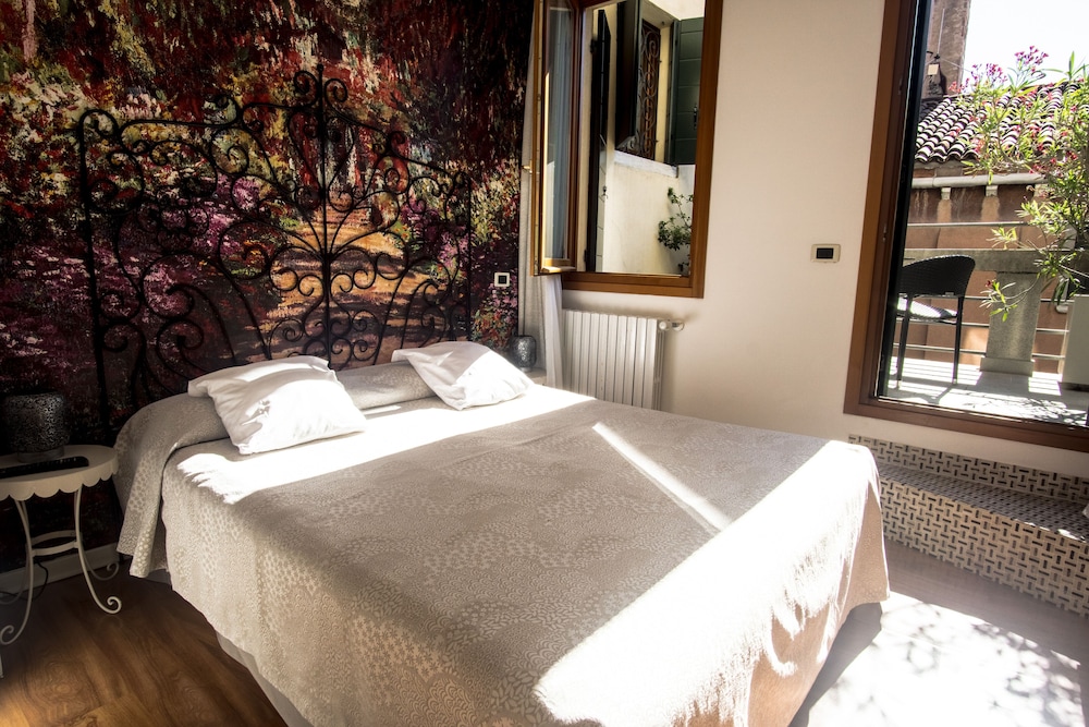 Romantic Room photo 3
