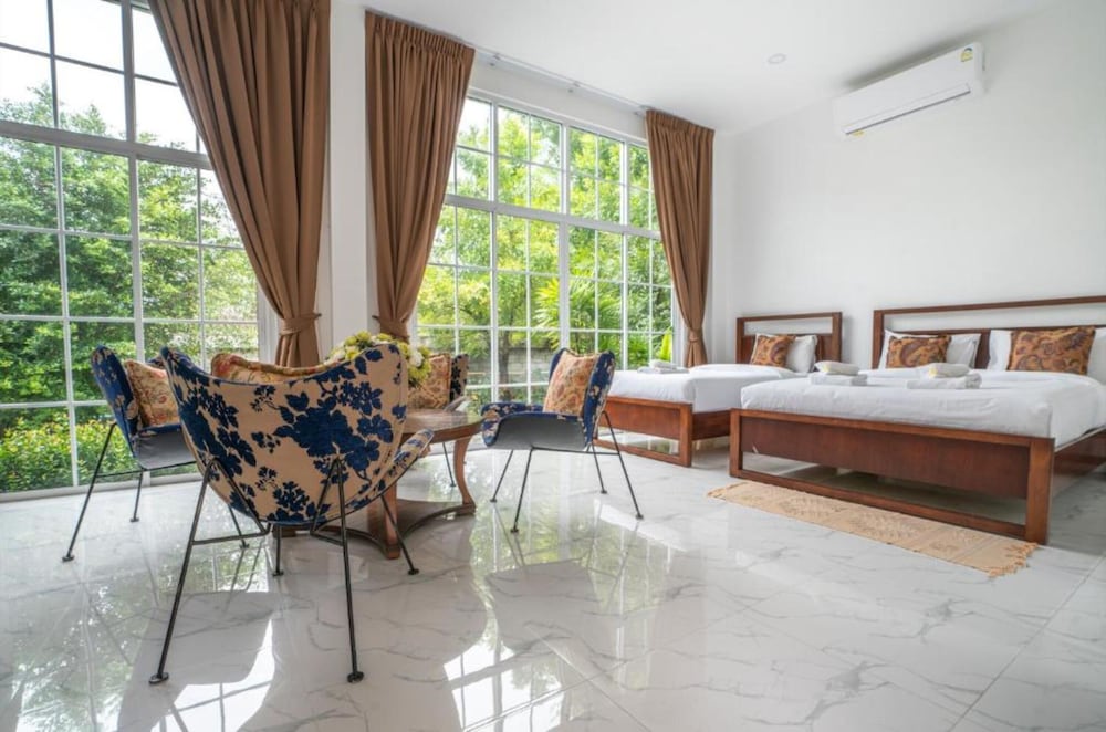 Triple Room - Photo 11