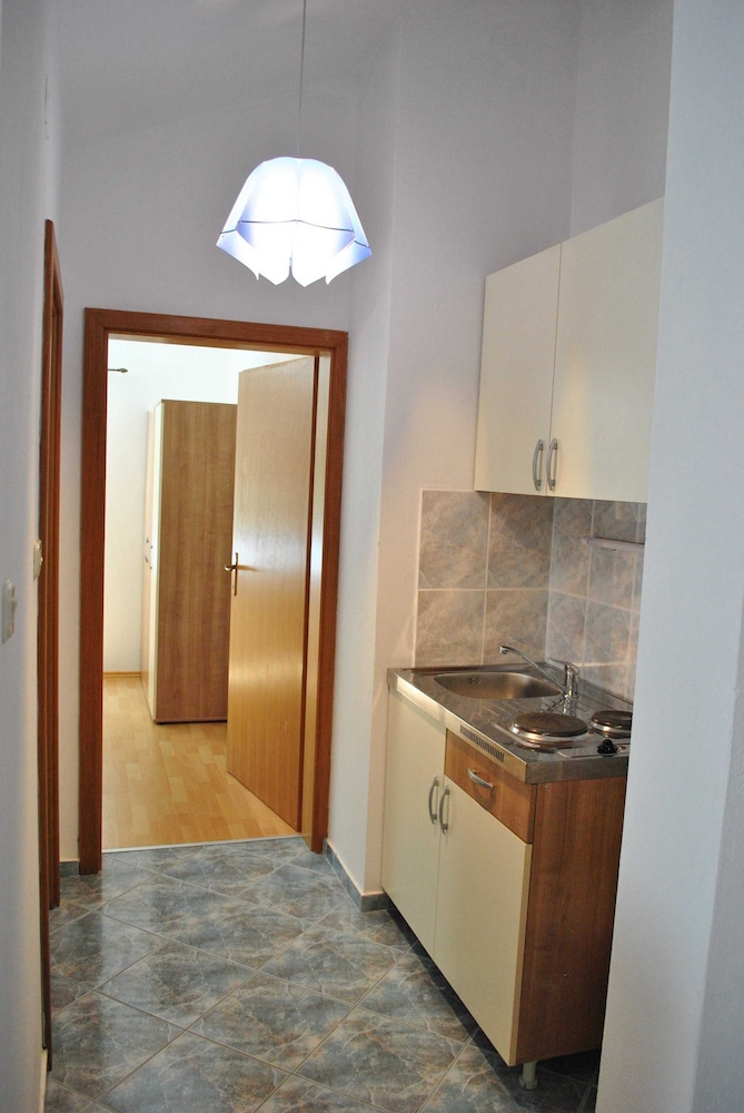 Apartment (One Bedroom Apartment with Balcony) photo 3