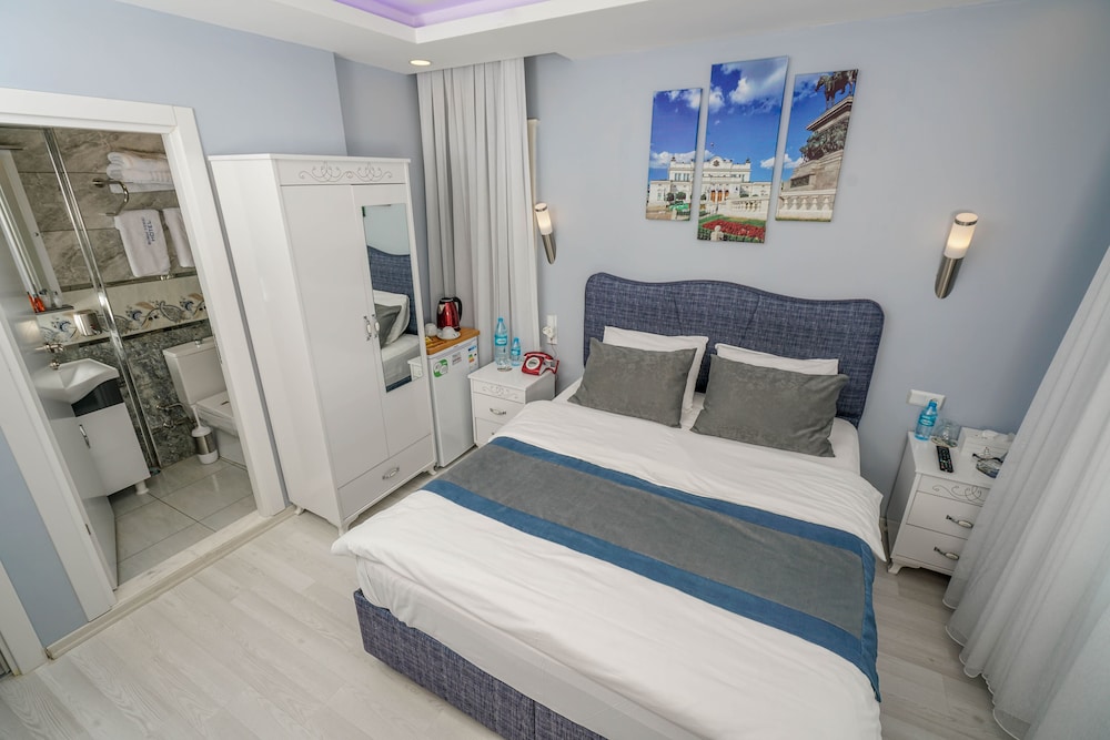 Business Double Room, City View photo 1