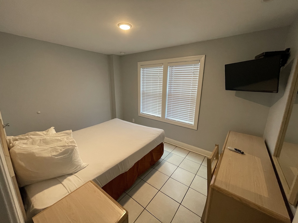 Deluxe Suite photo 3