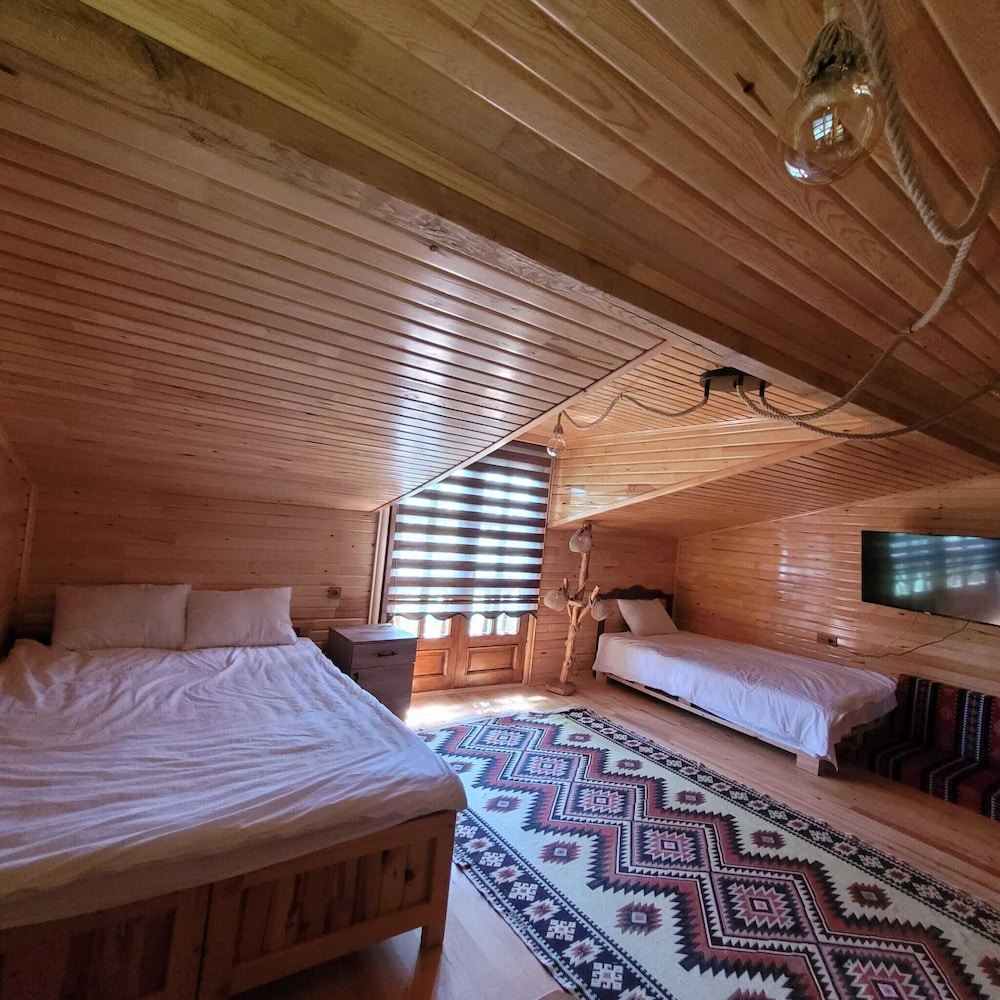 Grand Room photo 2