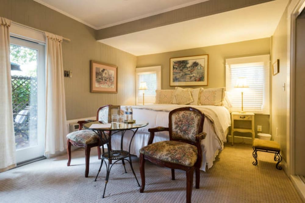 Deluxe Room, Fireplace photo 1