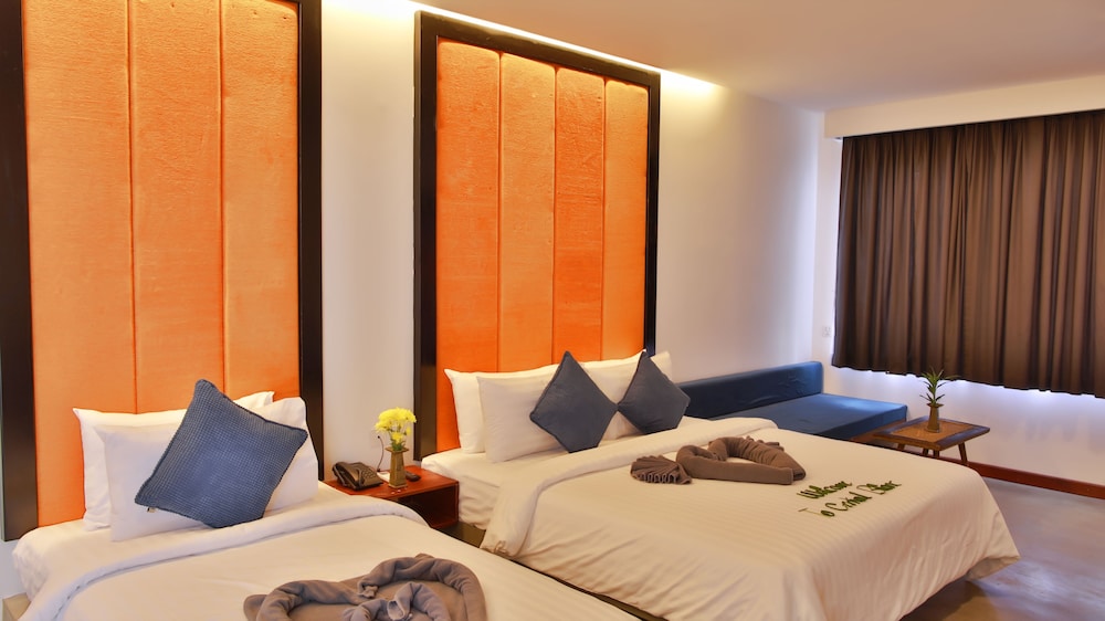 Deluxe Family Room, Balcony, Pool View - Free Bus Station Pick up photo 2