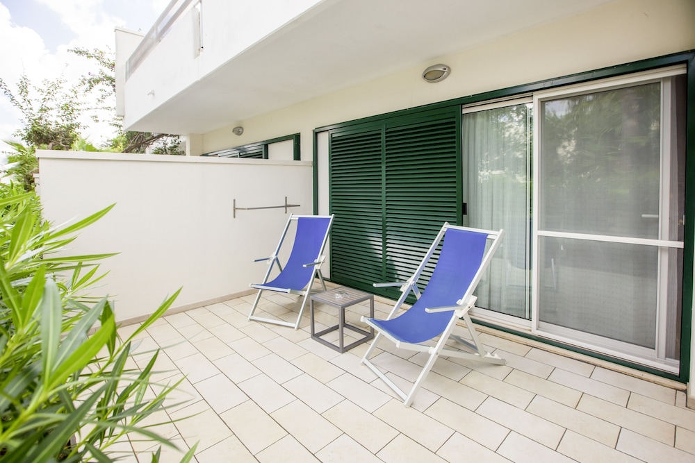 Superior Double Room (Single with Child) photo 2