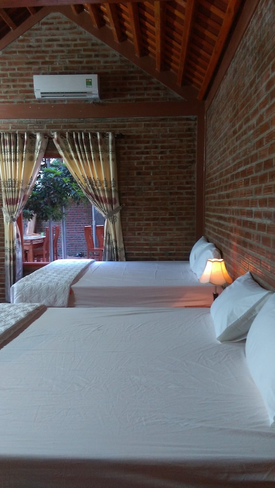 Family Quadruple Room, 1 Bedroom, Patio, Garden View photo 3
