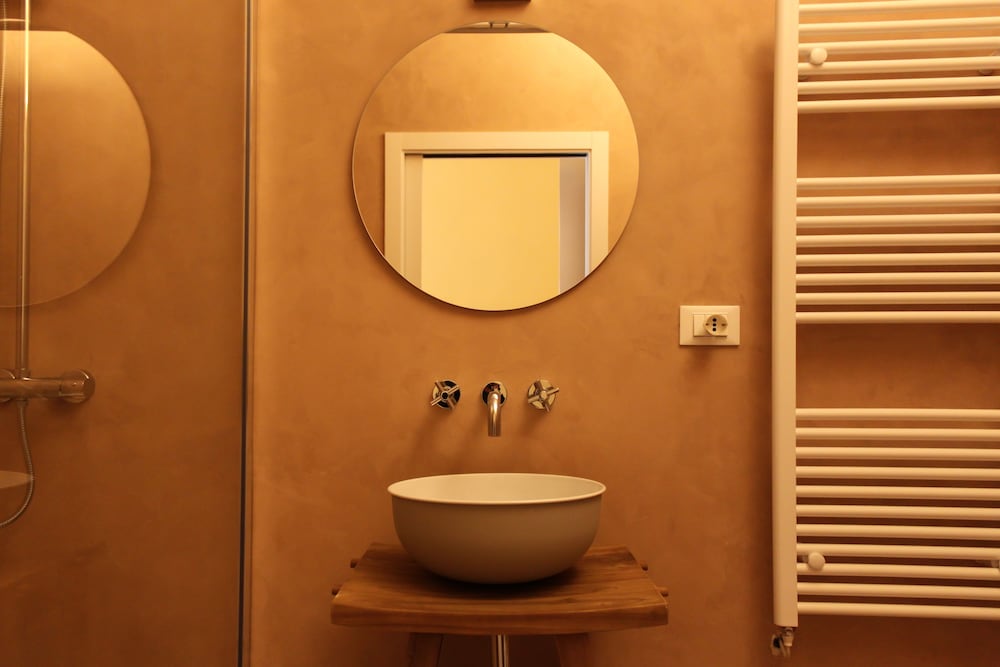 Classic Double Room, Ensuite, City View photo 2