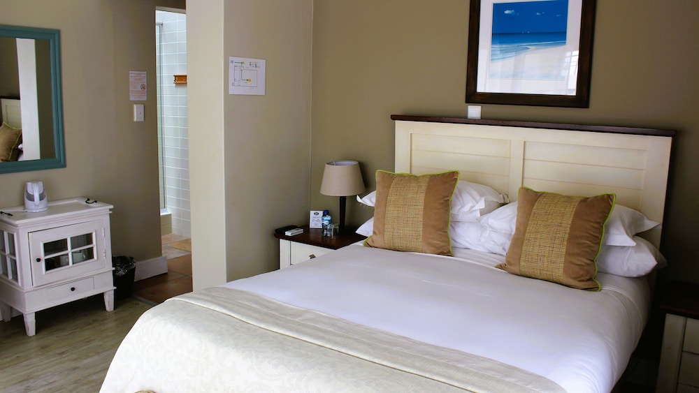 Standard Double Room photo 3