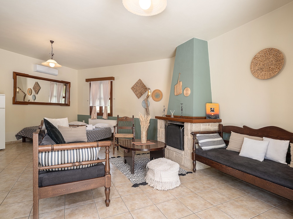 Traditional Duplex photo 3