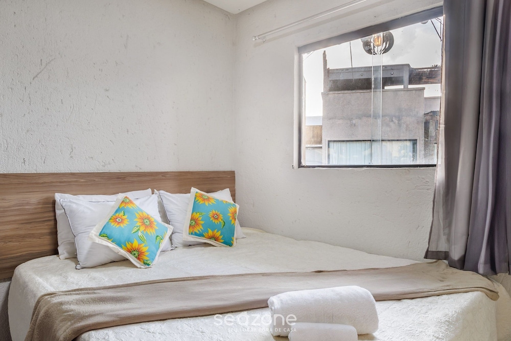 Basic Villa photo 1