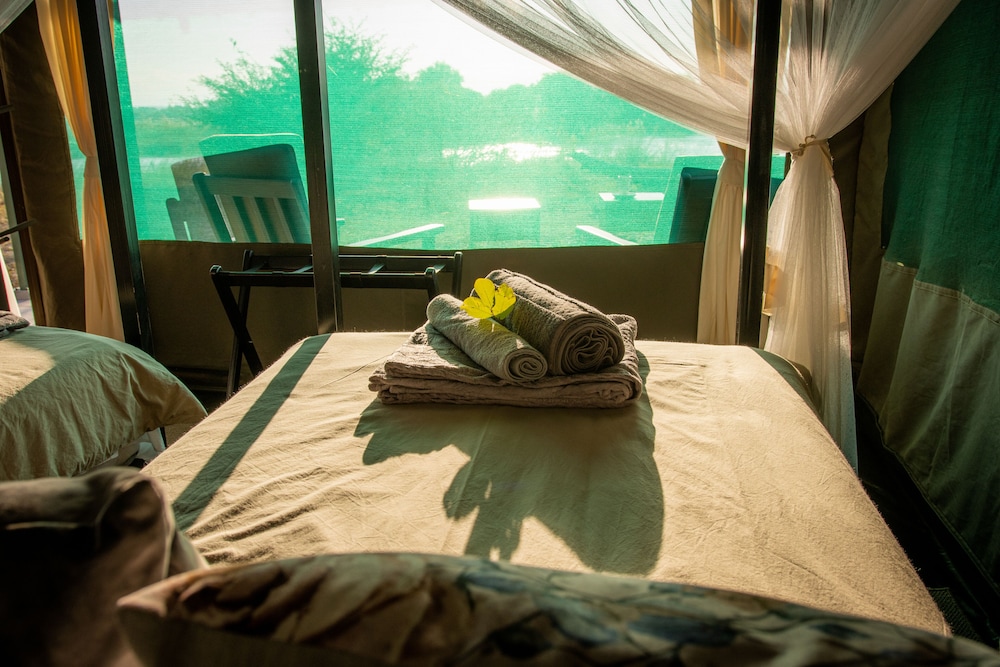 Luxury Tent photo 1