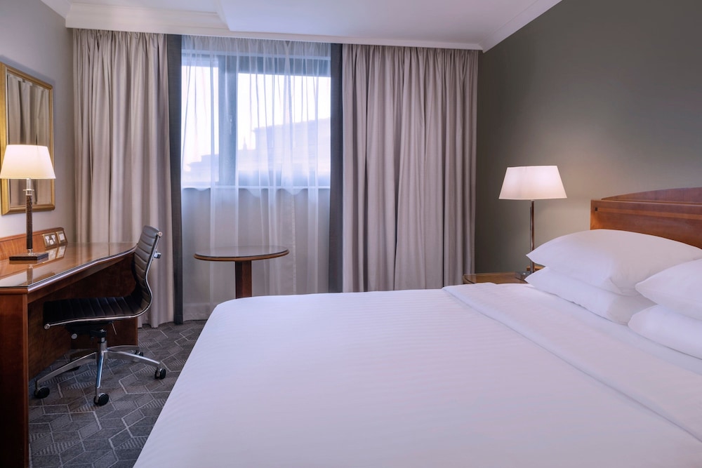 Superior Room, 1 King Bed - Photo 6