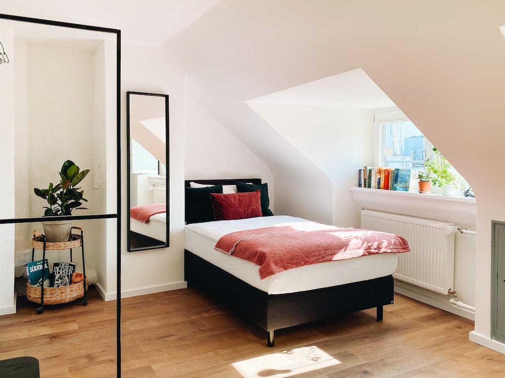Studio Suite (city center 51)