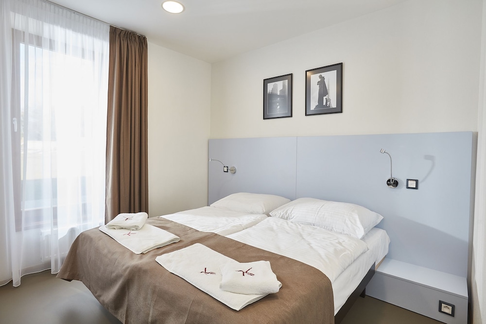 Classic Triple Room photo 2