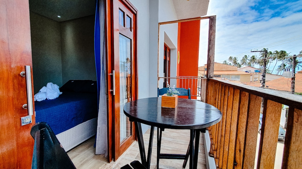 Deluxe Room - Photo 10
