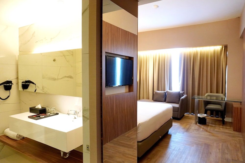 Grand Deluxe Room photo 3