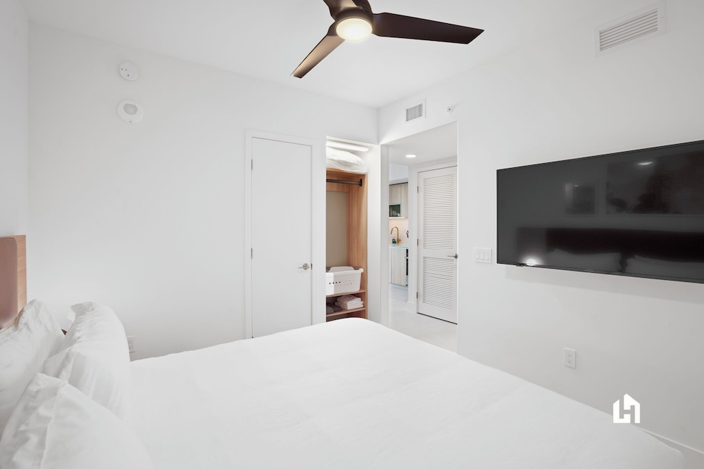 Apartment, 1 Bedroom, Balcony, City View photo 3