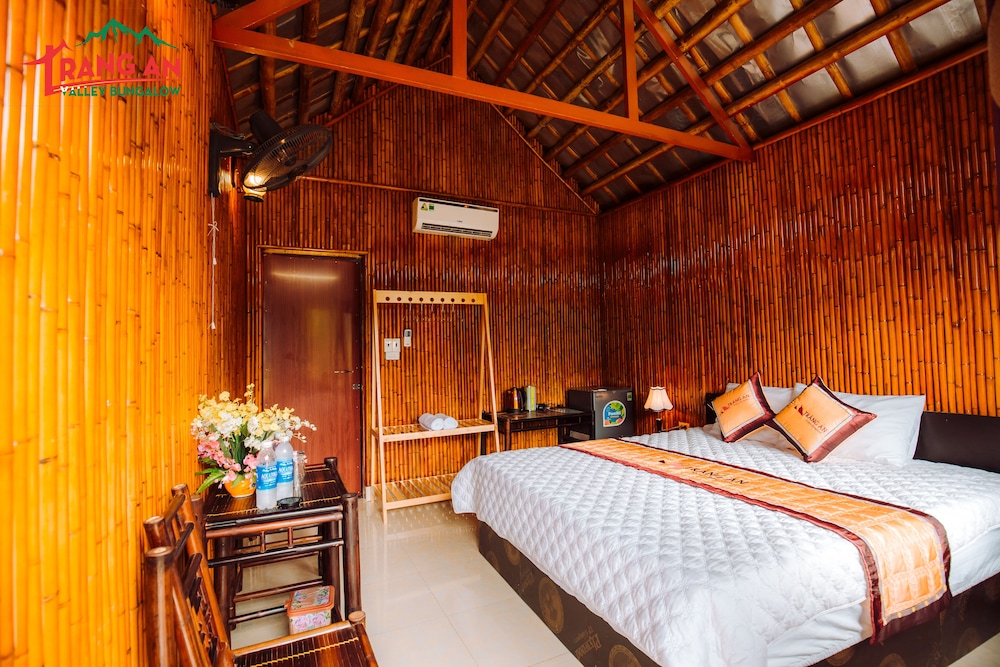 Double Bungalow photo 1