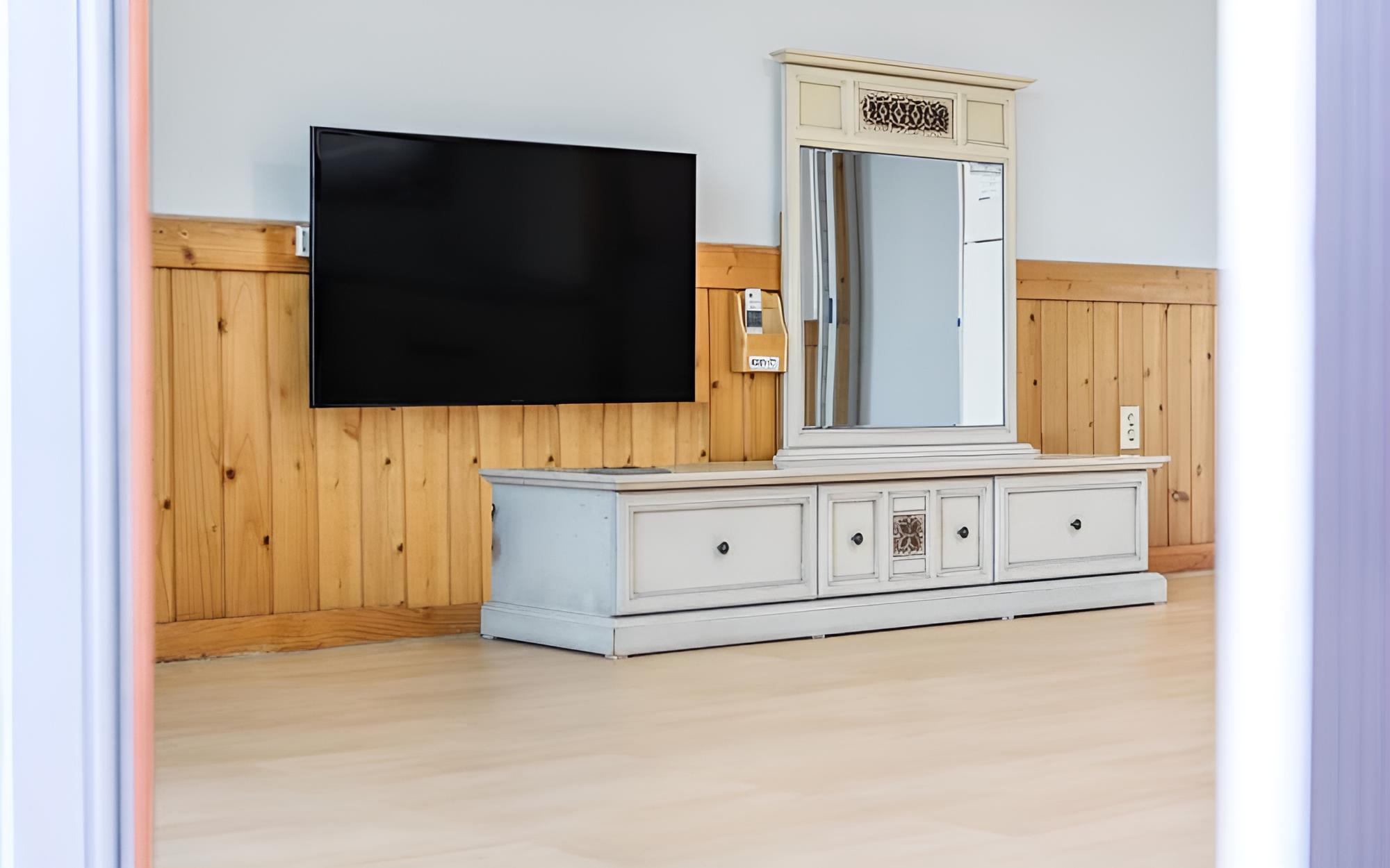 Room (Haedong 201 (Ocean View)) - Photo 9