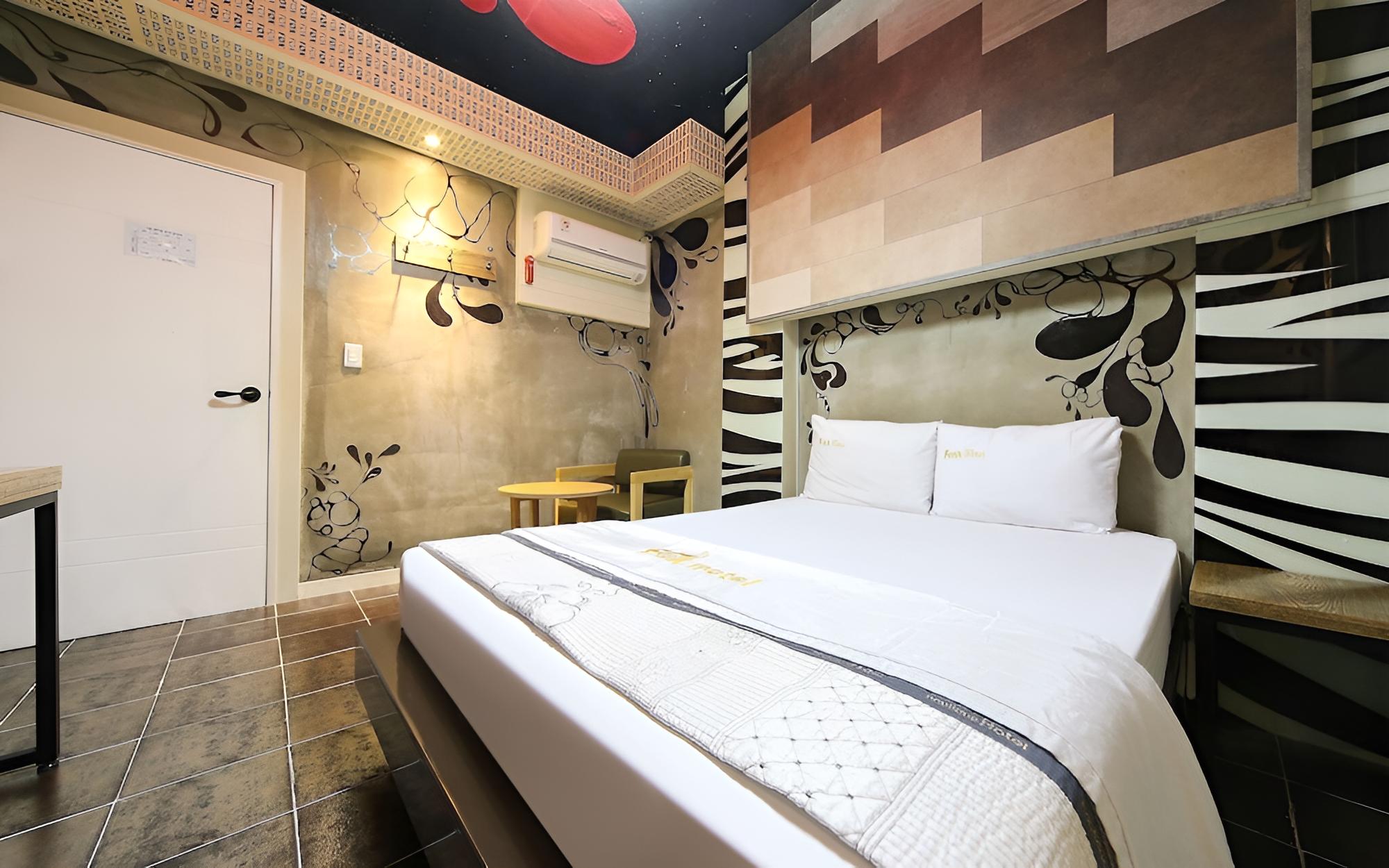 Room (Deluxe fast check-in (15:00 check-in ) photo 2