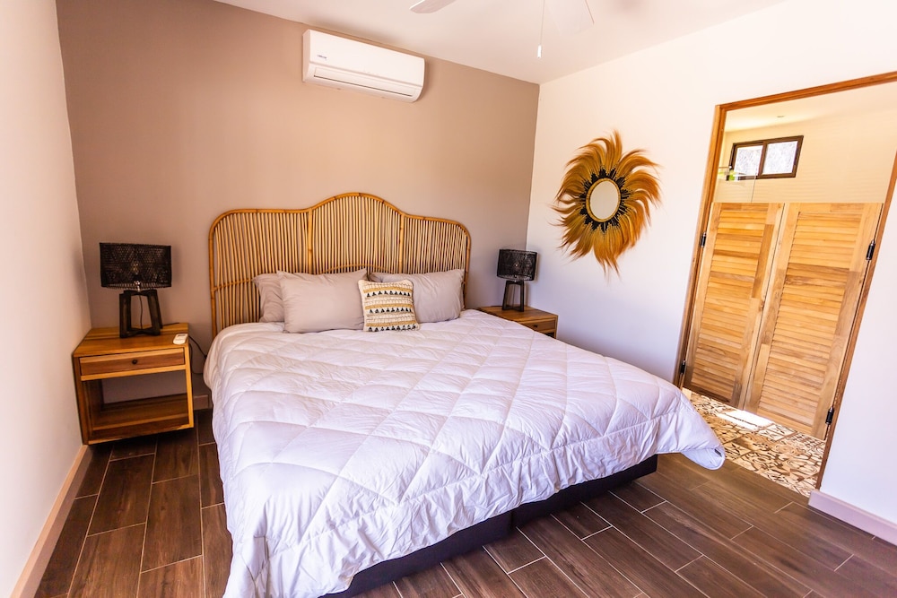 Premium Villa, Ensuite, Pool View photo 2