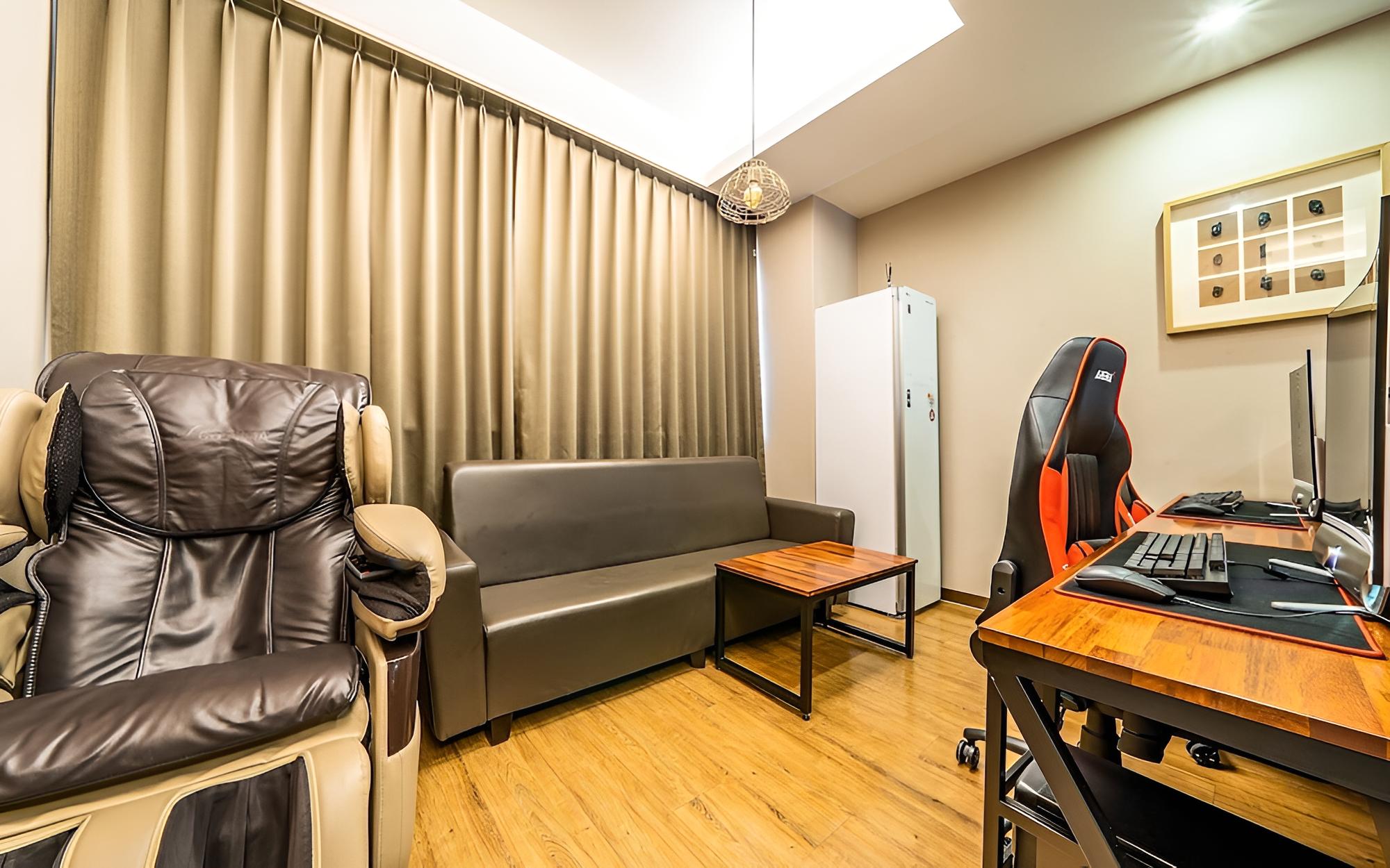 Room (VIP (massage chair air purifier batht) - Photo 3