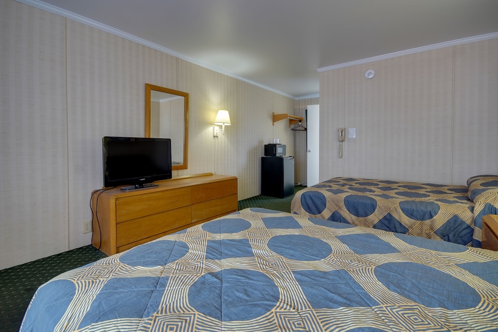 Accessible 2 Double Beds West Building photo 2