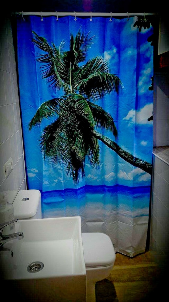 Shared Dormitory, Mixed Dorm, Shared Bathroom (1 bed in a Mixed Dormitory Room) photo 3