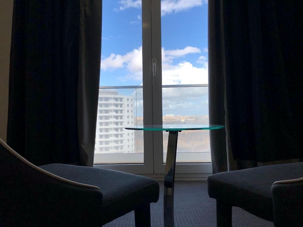 Standard Double or Twin Room photo 3