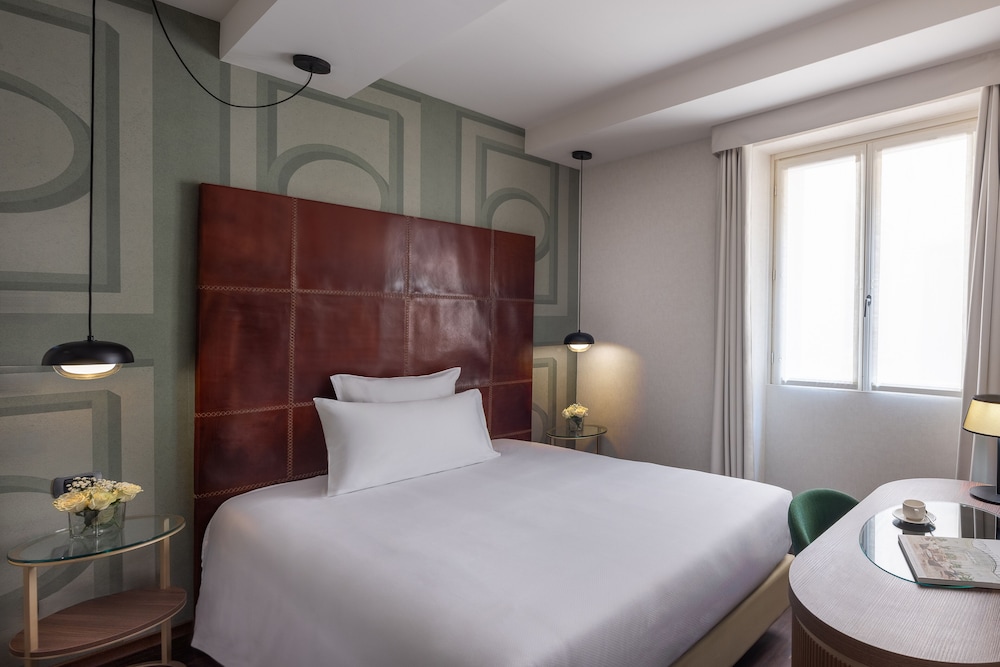 Superior Single Room, 1 Queen Bed