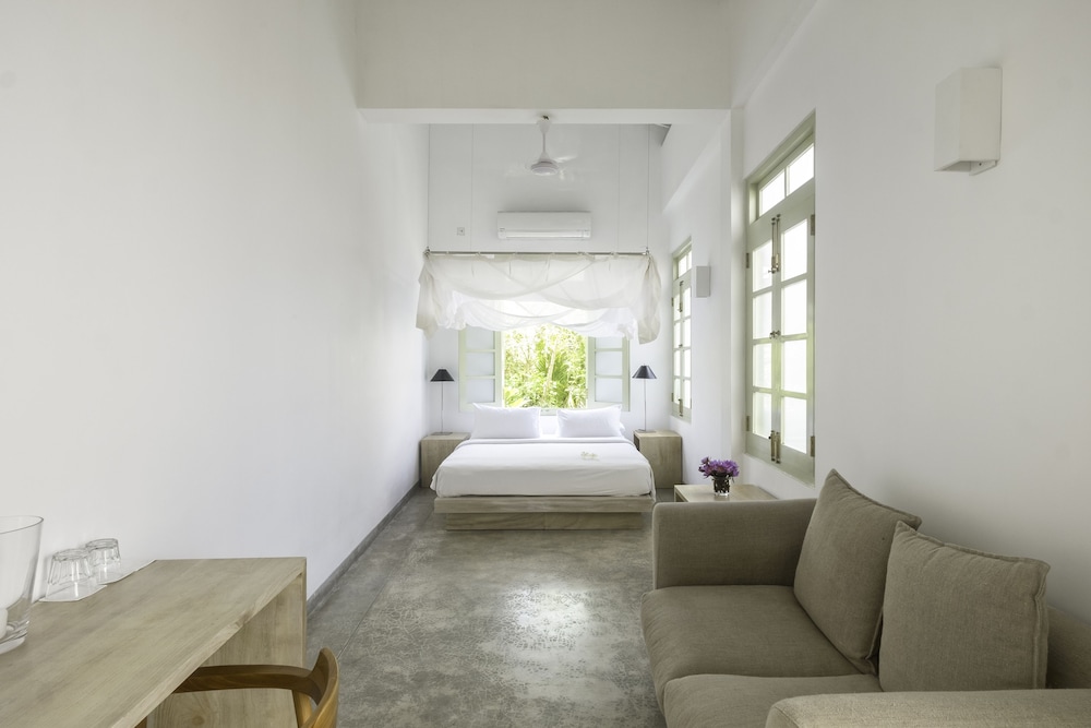 65 Pedlar Street Suites photo 3