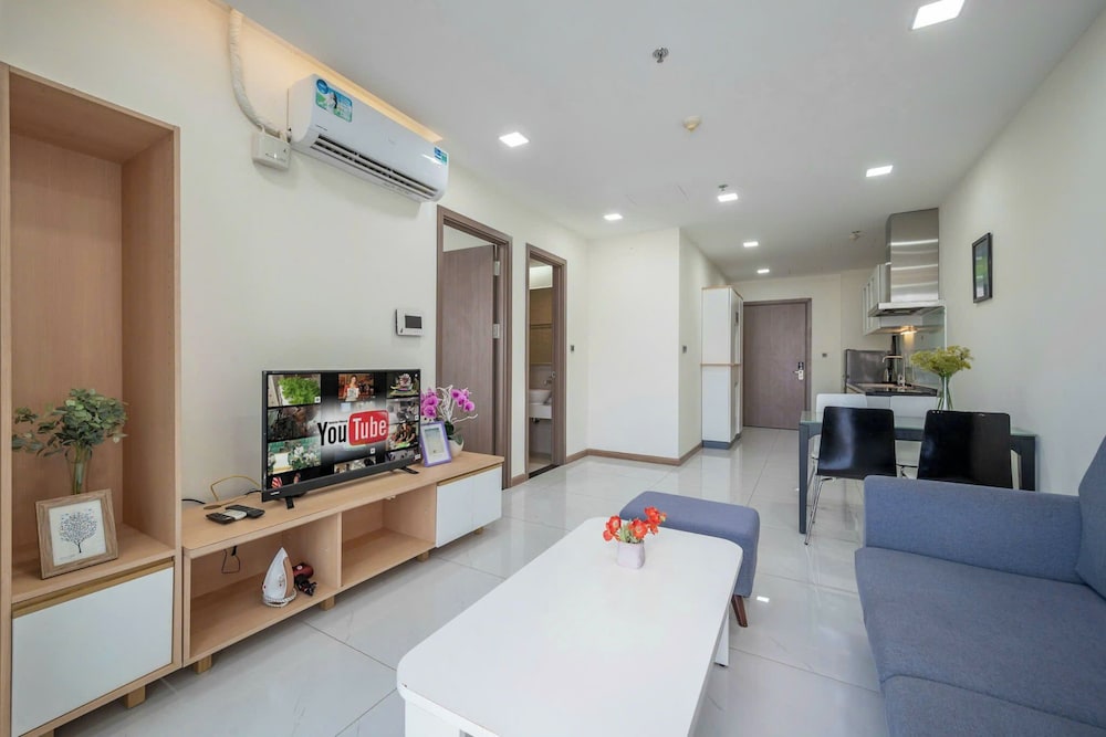 Business Apartment, City View